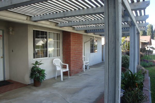 Agape Cottage III - front patio.JPG