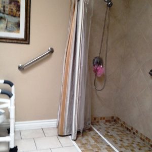 Aina's Guest Homes - restroom.jpg