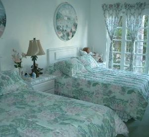 Arbor Cove - 5 - shared room.JPG