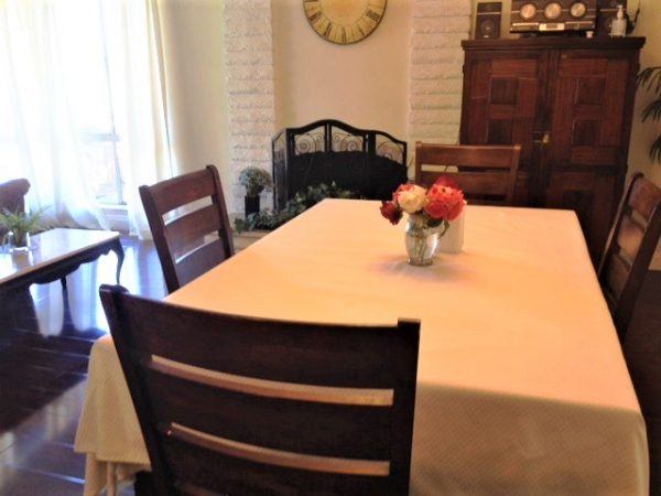 Arbor View II - dining table.JPG