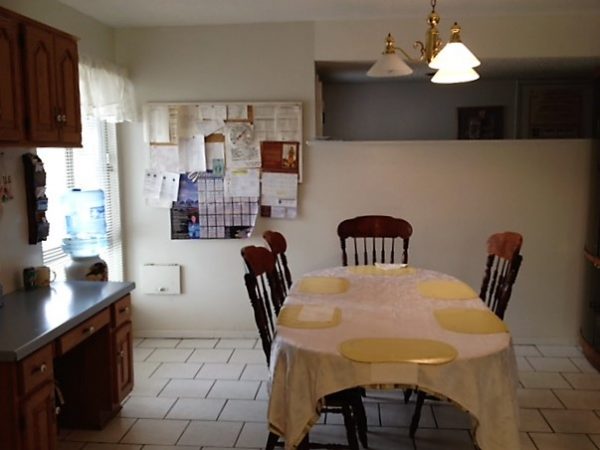 California Guest Home I - 3 - dining room.JPG