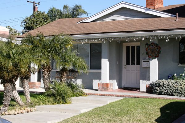 Coastside Senior Home - 1 - front view.JPG