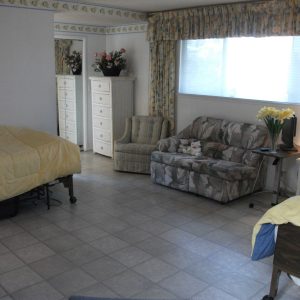 Grand View Villa - 6 - shared room.jpg