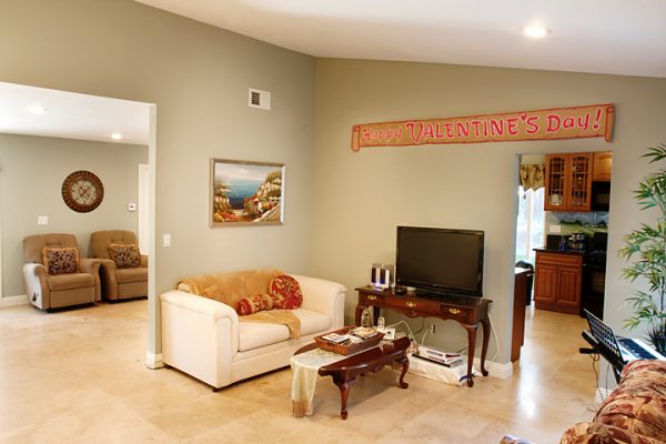 Irvine Cottage XI - 3 - living room 2.jpg