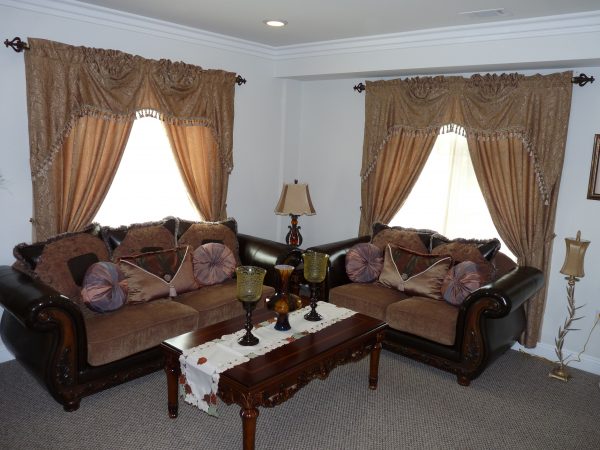 Nohl Ranch Elderly Care III - 4 - living room.JPG