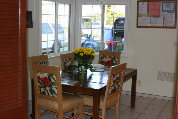 Paradise Residential Home - 5 - dining room.JPG