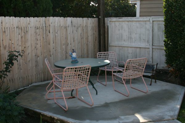 Paradise Residential Home - patio.JPG