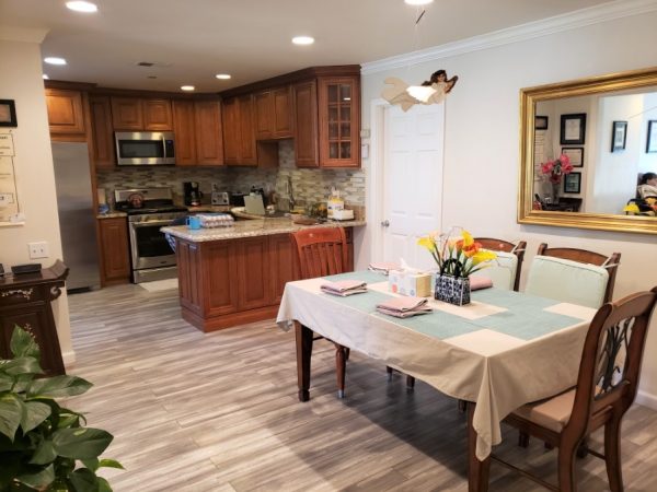 Rainbow Cottage I - 3 - dining room and kitchen.jpg