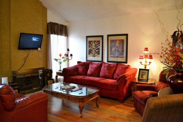 Soleil Senior Living - living room 2.jpg