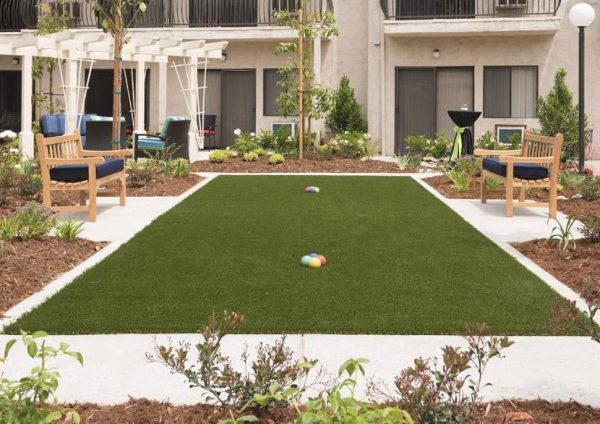 Sunnycrest Senior Living - putting green.JPG